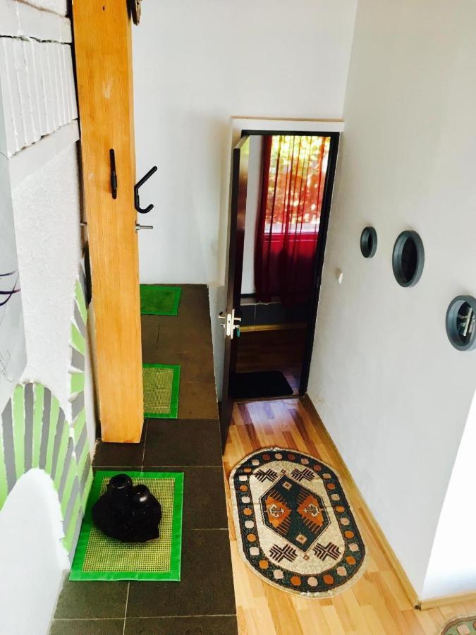 Rolling Stone Hostel Brasov Exterior photo